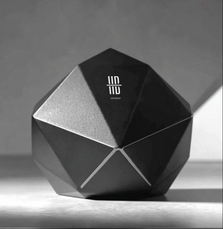 HB Antwerp, coffret facetté fermé